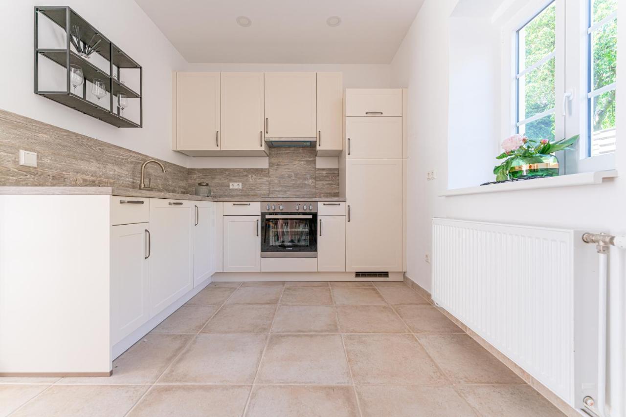 Kaiserliches Wohnen Im Alten K&K Postamt Eg Apartment Persenbeug Luaran gambar